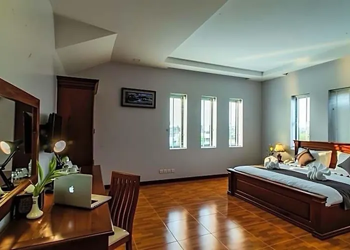 Hotel Angkor Lany Sinit & Sky Lounge Siem Reap